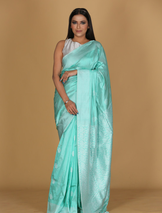 Muga Design Dig White Bani with Peacock Green Saree