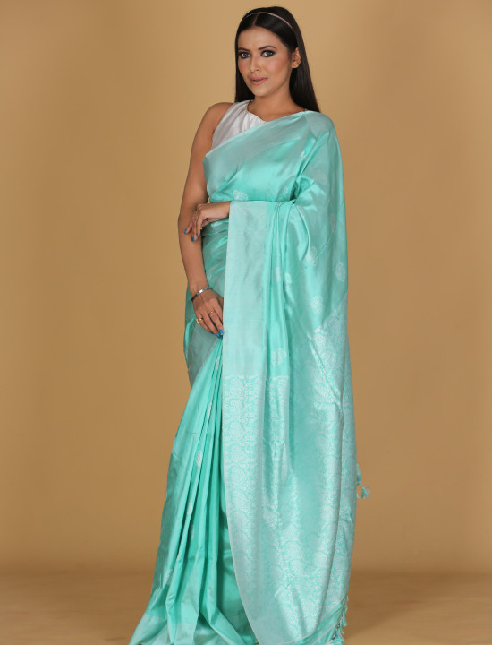 Muga Design Dig White Bani with Peacock Green Saree