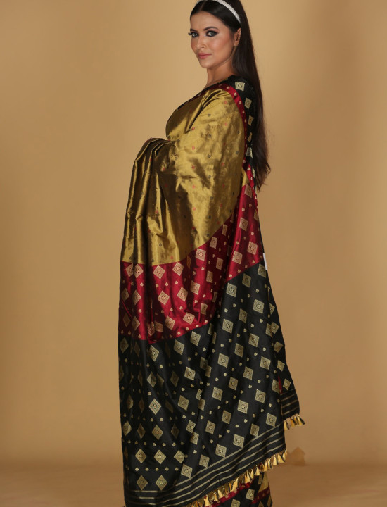 Miri Big Buta & Small Black and Red Pale Body Gold Design Saree Miri Big Buta & Small Black and Red Pale Body Gold Design Saree