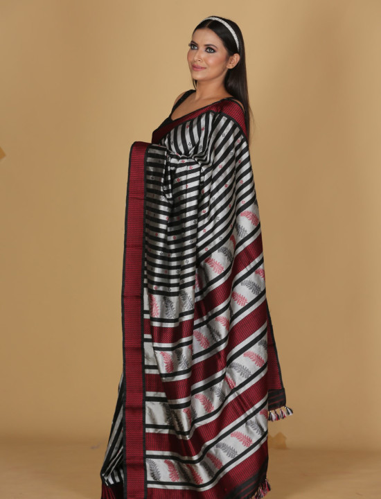 Leaf Design Red, Black, and Silver Toramai Saree with Small Buta Leaf Design Red, Black, and Silver Toramai Saree with Small Buta