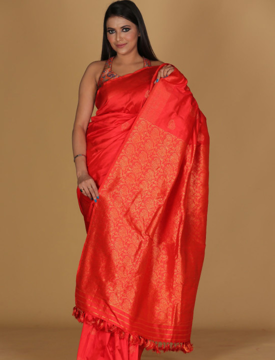 Mousumi Design Toramai Small Buta Red Saree Mousumi Design Toramai Small Buta Red Saree