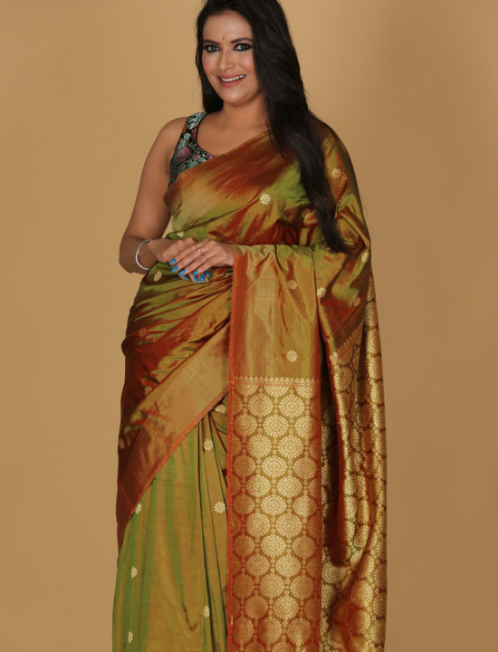 Chandramala Design Bottle Green Saree – Red Base with Green Border Chandramala Design Bottle Green Saree – Red Base with Green Border
