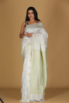Diamond designed designer boardered saree