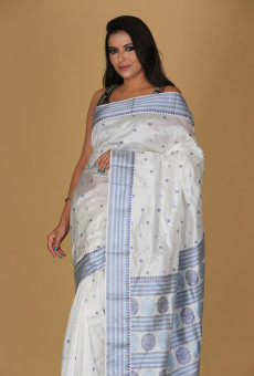 Chandramara Design Light Blue Saree – White Patterns with Cream Border