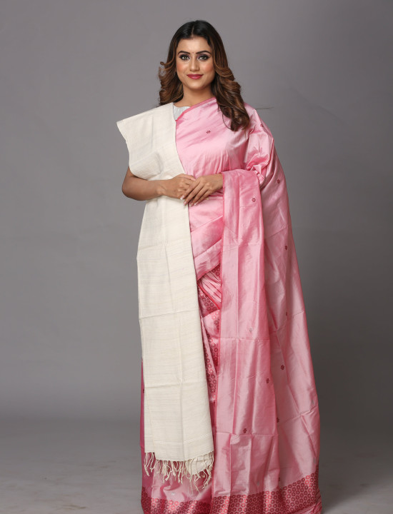 Eri Stole – Handwoven Elegance in Natural Hues