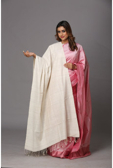 Eri Stole – Handwoven Elegance in Natural Hues